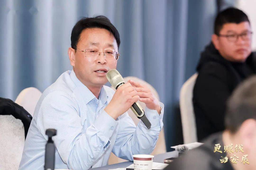 有方向、更赚钱！2024三轮车行业高峰论坛举行(图23)