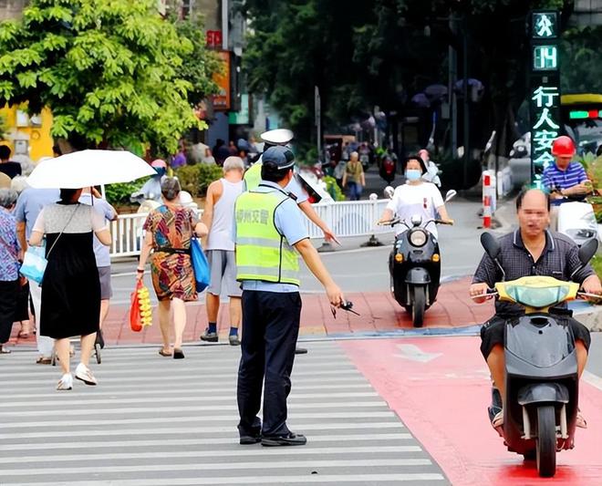 除了上牌2024电动车、三轮车上路实施“3禁1罚”管理多地明确(图10)