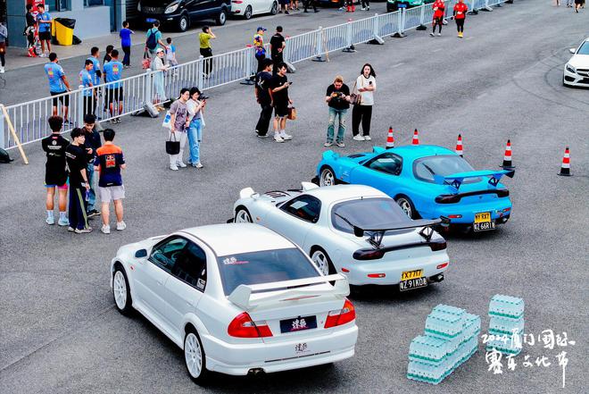 2024厦门国际赛车文化节：属于国庆的速度交响曲(图9)