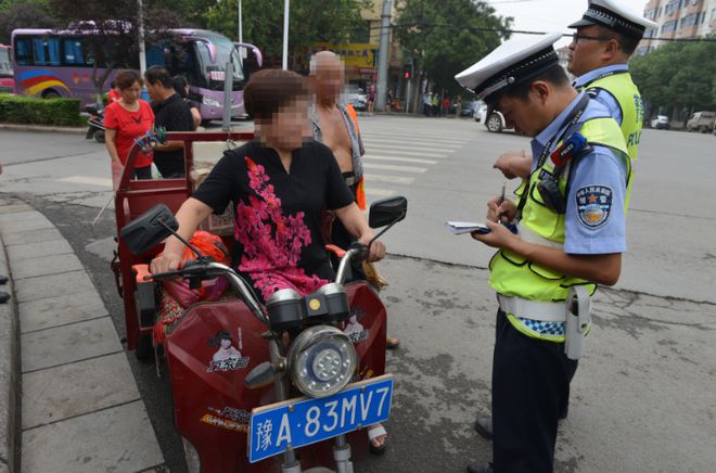 电动三轮车除“双照”要求上路还要注意“三个禁止”违者罚款(图3)