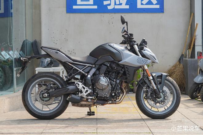 售12999元的力帆250跑车带前后ABS马力286匹对新手也友好(图4)