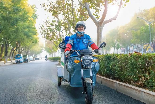 电动三轮车上路要符合“6个禁止”新标准交警:还有一证一险