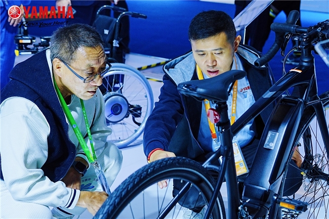 2024进博会雅马哈“人机合一”惊艳全场引领未来出行新趋势(图5)