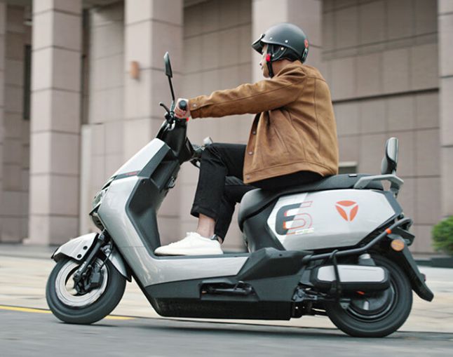 2024电动车“热度榜”前五出炉有的时速70kmh有的续航300km(图3)