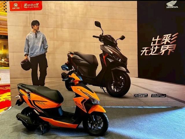 五羊本田2024款NWX125售价9490(图3)