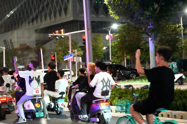 12月起电动车、摩托车上路迎来“5禁”新要求违规处罚明确(图5)