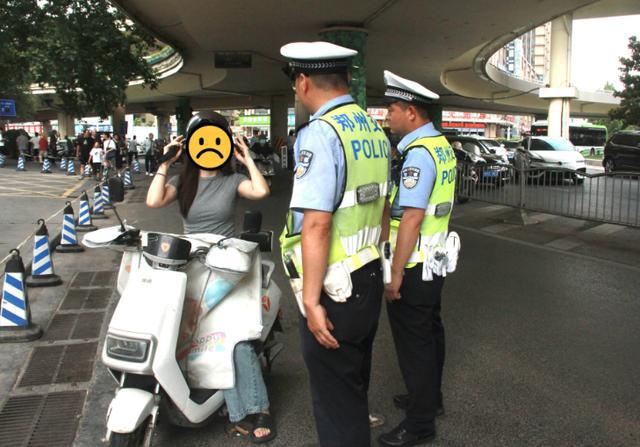 除头盔外电动车、三轮车上路有“5不准”新要求12月起执行！(图5)