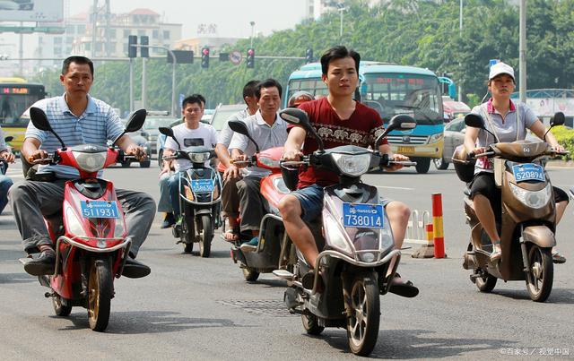 2025年起电动车、三轮车要想上路不被罚这“5大件”缺一不可