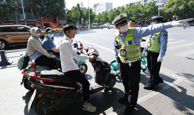 2025年起电动车、三轮车要想上路不被罚这“5大件”缺一不可(图4)