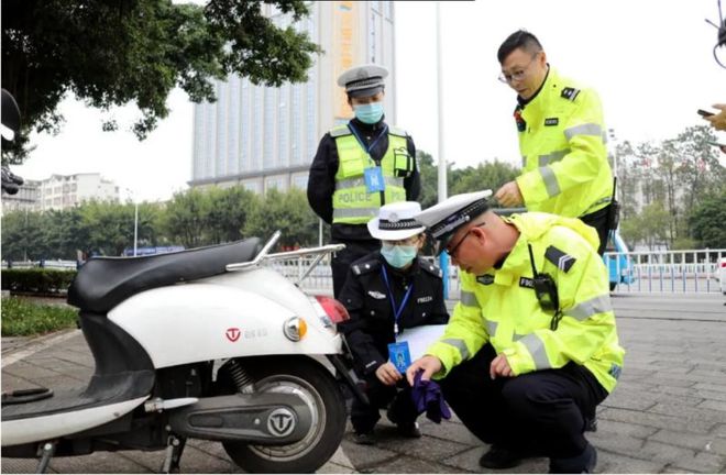 好消息！电动车、三四轮上路政策放宽包括免费上牌、延长过渡期(图3)