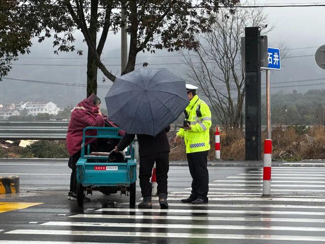 除了上牌！4月1日起电动两轮车、三轮车、四上路迎来3个新要求处罚明确(图3)
