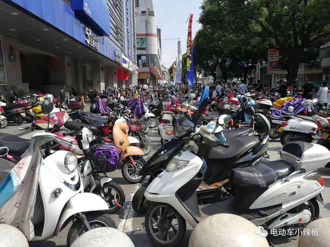 2024年这3种电动车、三轮车、四轮车别再买了已经禁行不能再上路(图1)