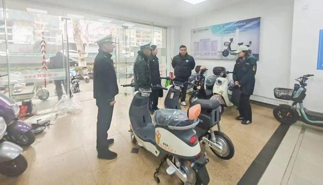 电动车上路2025年5月起4类车不查不罚2类车严查禁止上路(图1)