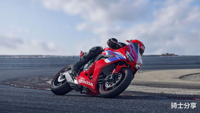 本田海外发布2026款四缸650系列内地版可能也会跟进！