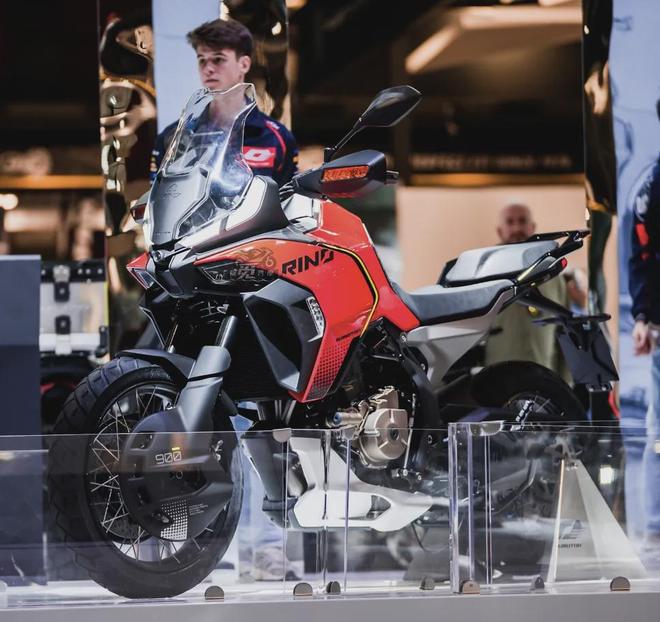 2025米兰摩展︱QJMOTOR这五台新车真是帅得让人泪目！(图7)