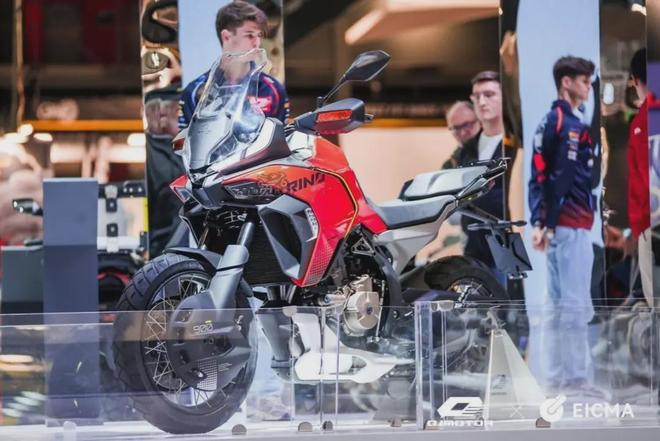 2025米兰摩展︱QJMOTOR这五台新车真是帅得让人泪目！(图6)