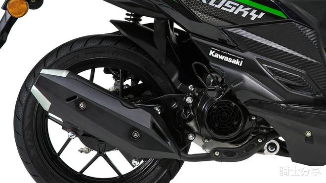 川崎125踏板完成升级外观很有特色性能并不激进！(图6)