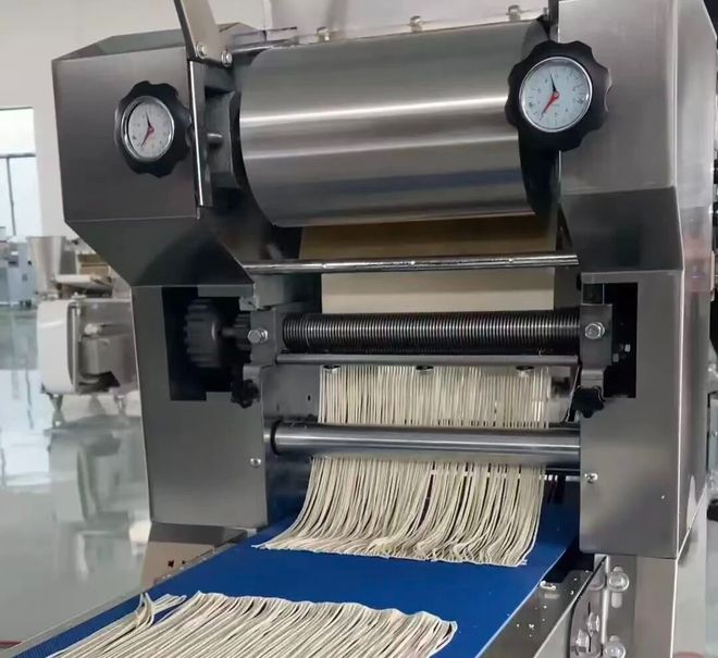 民间神人手搓的“三无飞机”居然真有人敢买回去自己开(图13)