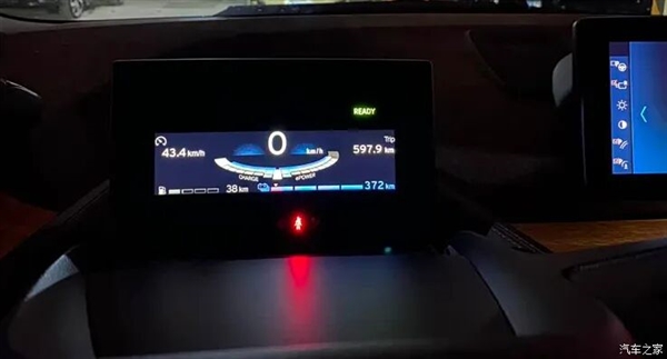 打不过就加入下一代宝马X5居然要上增程(图10)