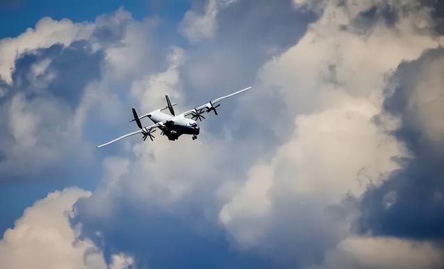 出大事了美军发起“斩首行动”；俄“机毁人亡”；普京开始下令(图6)