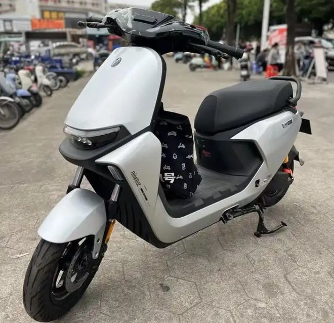 雅迪销量第一为什么年轻人却喜欢九号电动车？3个原因非常现实(图4)