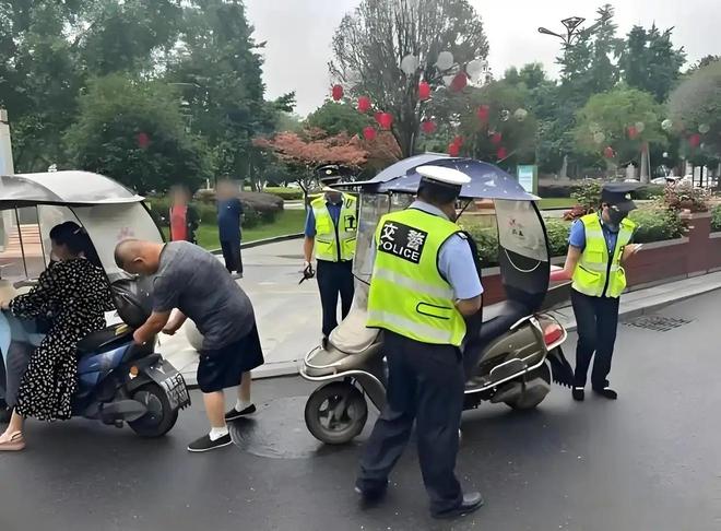 1月1日起电动车4项必查落地！摩托三轮全覆盖这些行为直接罚(图3)