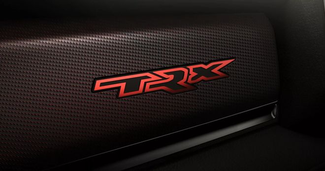 777匹马力道奇最强量产燃油皮卡RAM1500SRTTRX发布酷乐汽车(图13)