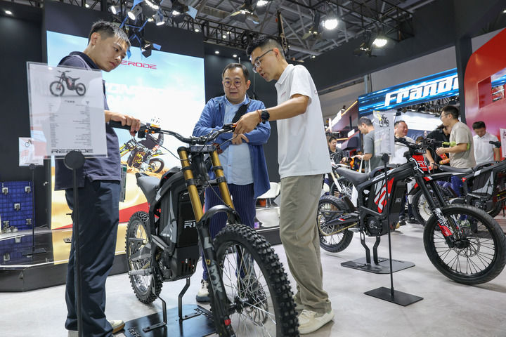 重庆“雨林生态”助“燃”张雪机车创新锻造“硬核”实力(图5)